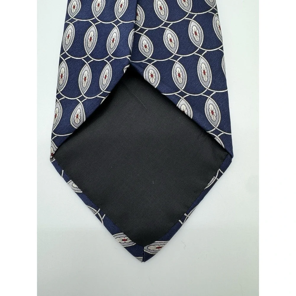 Geoffrey Beene Classic Silk Tie Blue Geometric Oval Pattern Made‎ in USA